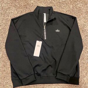 ALO Yoga Men’s Black Half-Zip Pullover
